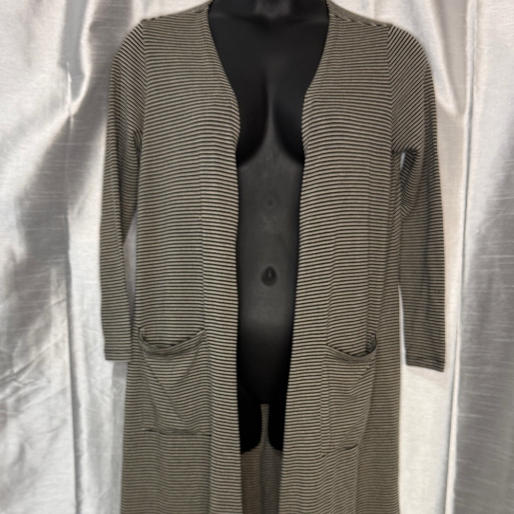 LuLaRoe Long Line Open Duster Pockets Stripes Loose Knit Black Tan Women’s M